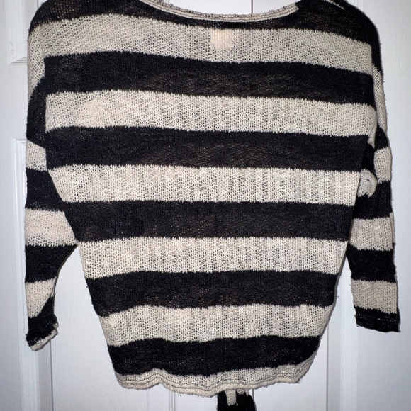 Boho Striped Lightweight Sweater Tie Front Small - Picture 6 of 7